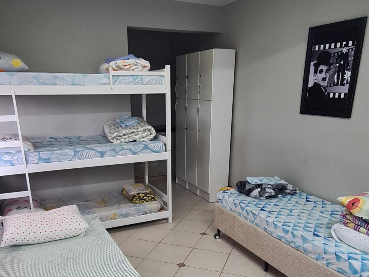 Hostel Oktoberfest Casa Laranja Blumenau Buitenkant foto